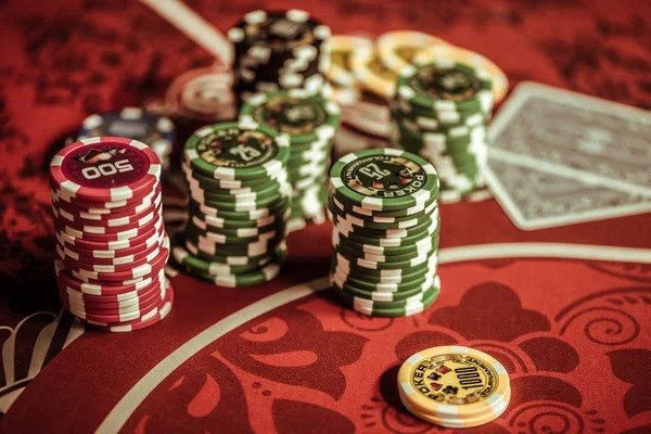 bebas bet Starburst: Cosmic Spins, Expanding Wilds